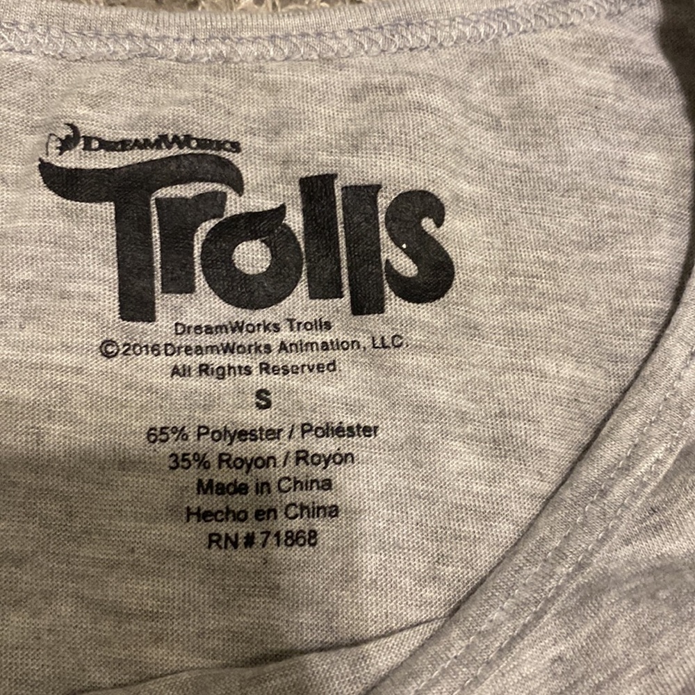 Trolls can’t stop won’t stop poppy gray long sleeve graphic T-shirt - Picture 9 of 11